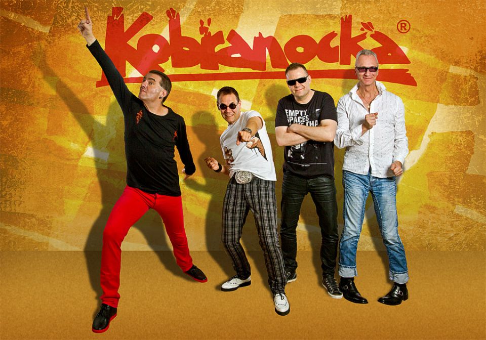 KOBRANOCKA w teatrze